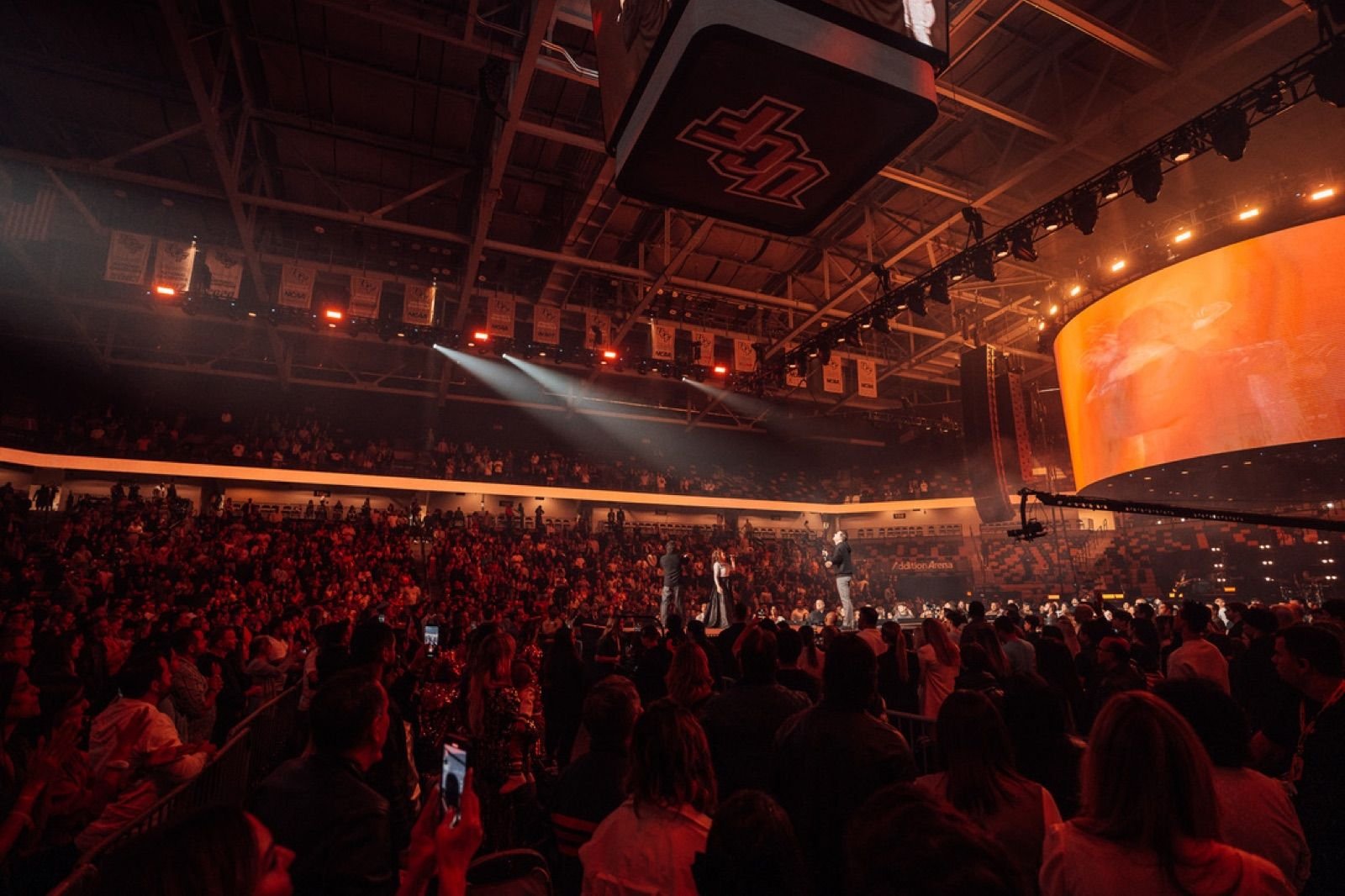 Virada Orlando 2024 · Addition Financial Arena